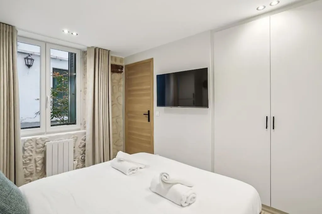 Cozy Nest 2 Steps From The Marais - 4 Pers Appartement Parijs Frankrijk